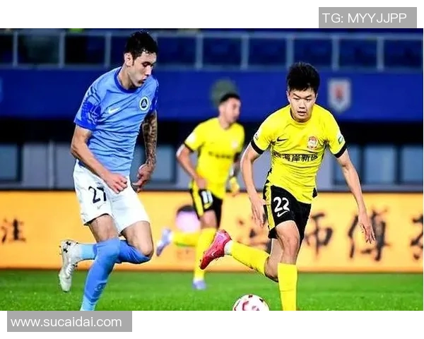 徐彬远射助力青岛西海岸队夺得关键胜利展现出色个人能力